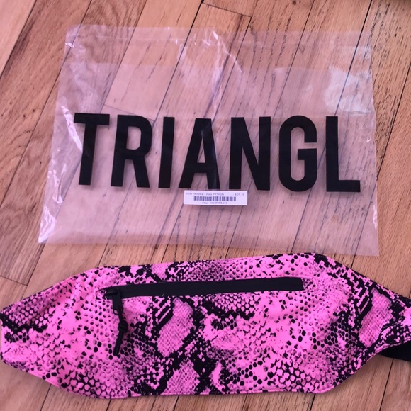 triangl fanny pack